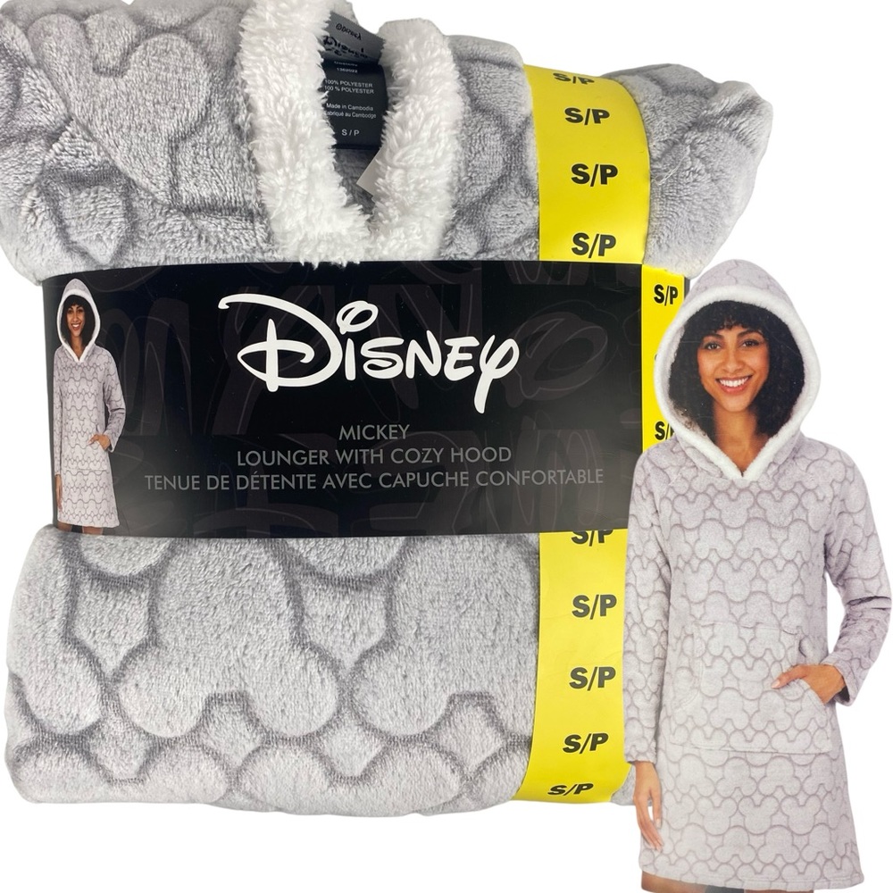 Disney Womens Mickey Lounger Blanket Hoodie Size Small NEW